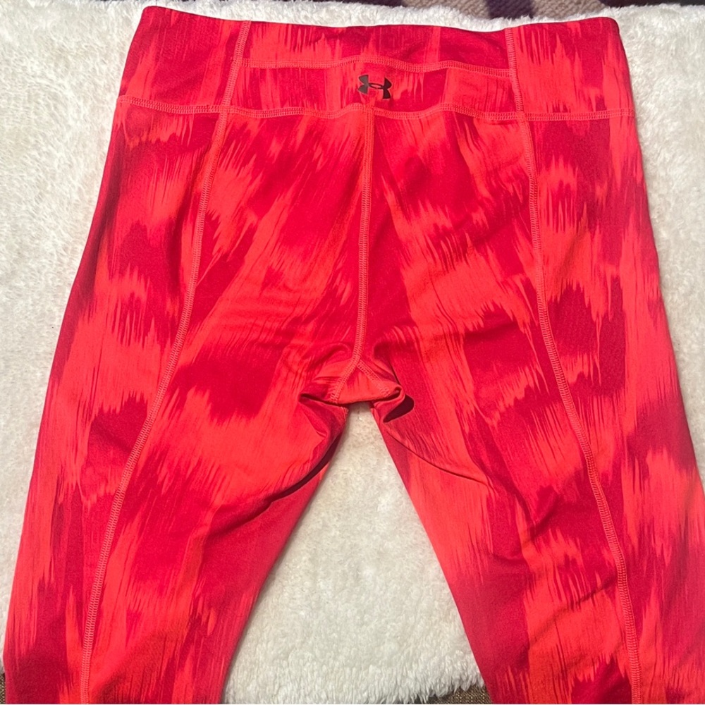 Under Armour Red/Orange Patterned Capris
